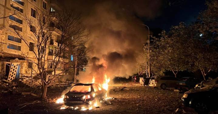At least 5 dead in large-scale nighttime Russian strike on Ukraine
