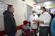 Ministro Jorge Figueroa realiza visita inopinada al Hospital Santa Rosa y constata atención a pacientes