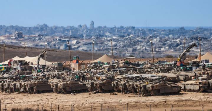 Palestinos regresan a Gaza y encuentran sus hogares devastados