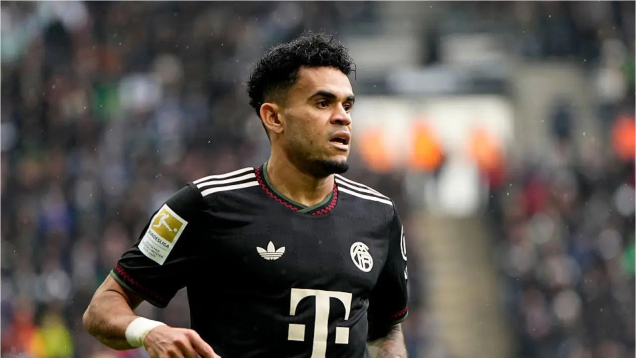 Luis Díaz, 'rajado' en la victoria 3-0 del Bayern Múnich sobre Borussia Monchengladbach