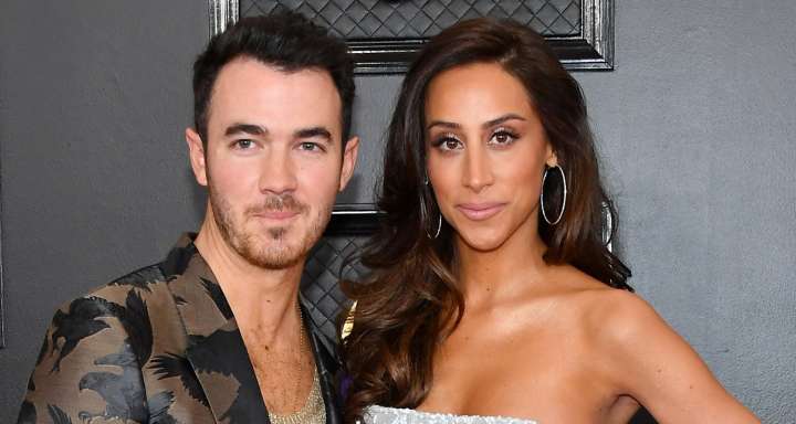 Danielle Jonas Reveals Lyme Disease Diagnosis | Danielle Jonas, Kevin Jonas 