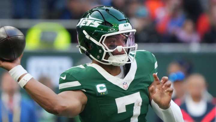 Justin Fields responds to controversial Woody Johnson comments