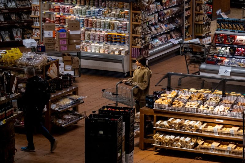 Canada's annual inflation rate rises to 2.4% in September