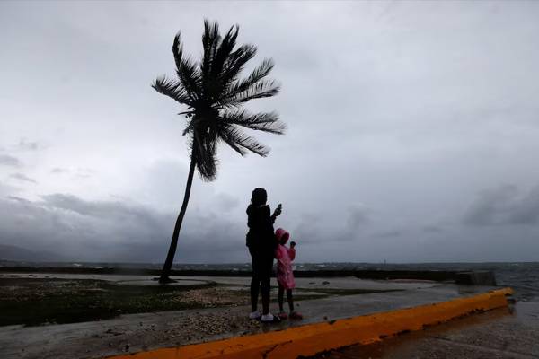 ‘Catastrophic’ Category 5 Hurricane Melissa Batters Jamaica