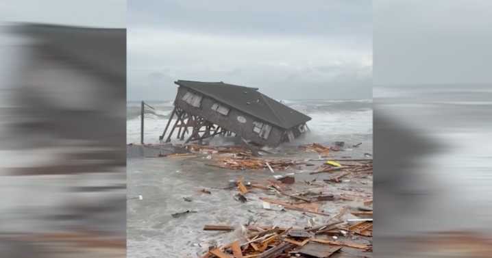 Watch: Homes in North Carolina's Outer Banks collapse into ocean