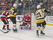 Brantford Bulldogs beat Ottawa 67's, climb to top of standings