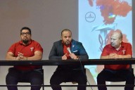 Presentan Liebres del UTCJ a Daniel Gallegos su nuevo entrenador