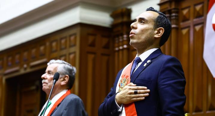 Congresistas presentan nueva moción de censura contra Mesa Directiva de José Jerí