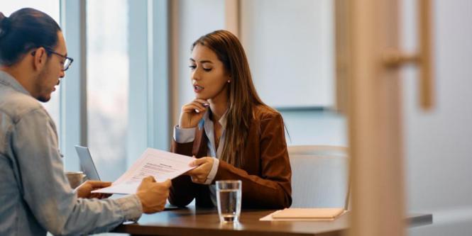 Las 2 cosas que debe hacer si su entrevista de trabajo no va bien (puede salvarla) 
