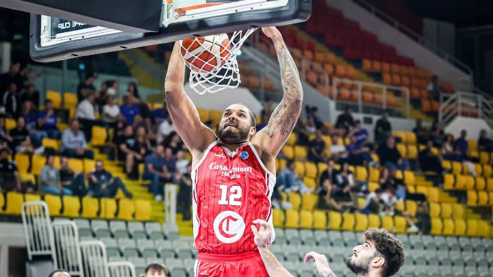 Casademont Zaragoza se da un festín en Chipre y mantiene el liderato de su grupo en la FIBA Europe Cup