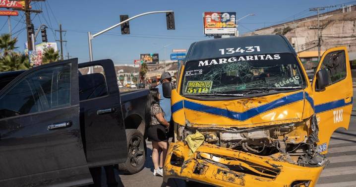 Accidente en Insurgentes deja heridos, entre ellos una embarazada