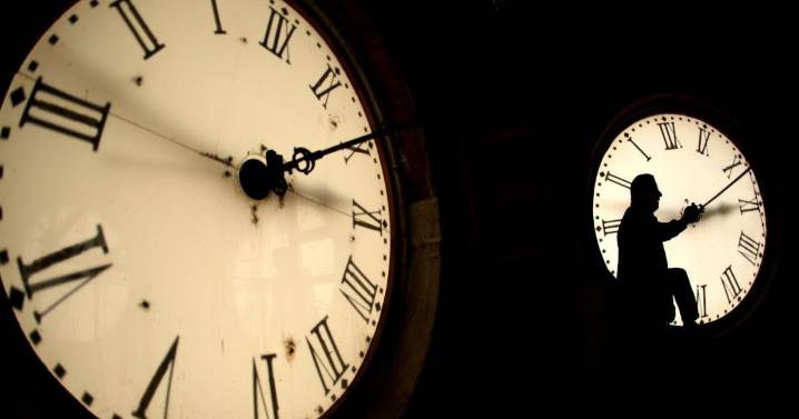 Here's how Americans feel about changing the clocks, according to a new AP