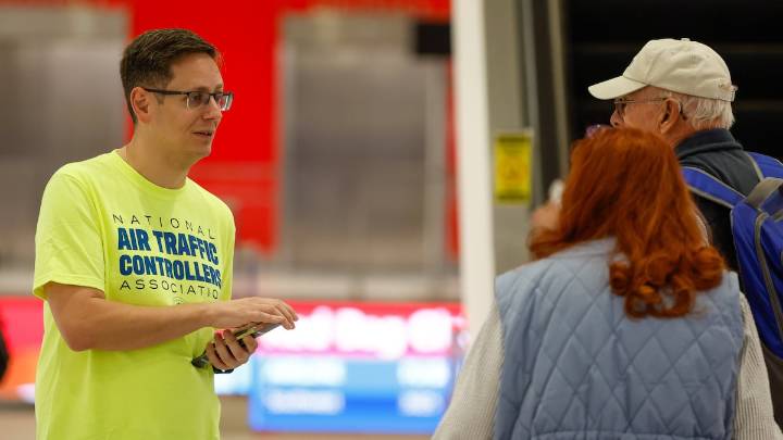 ‘People are angry’: TPA workers miss first paycheck amid shutdown