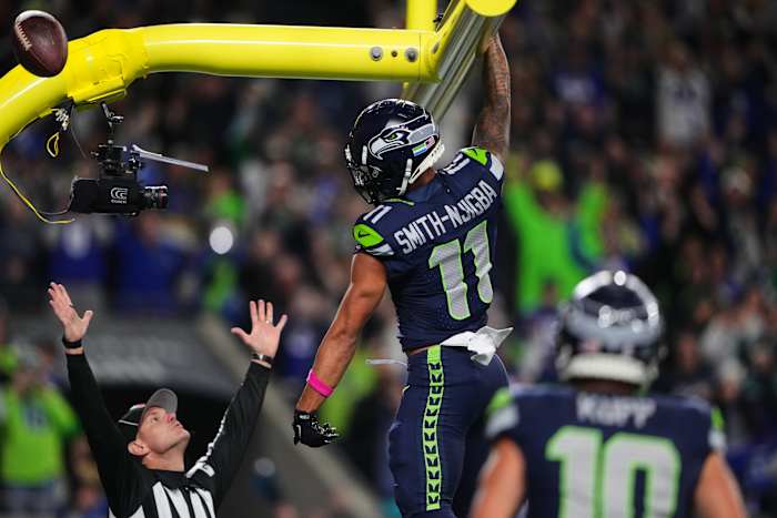 Smith-Njigba, defense show out again for Seahawks in 27