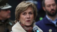 Matthei prometió acabar a los "grupos terroristas" de La Araucanía, aunque haya "daños colaterales"
