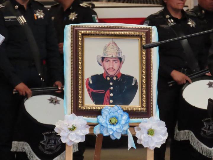 Joel Magos Campero, símbolo del heroísmo en Texcoco; Texcoco le rinde homenaje por 36 años de servicio