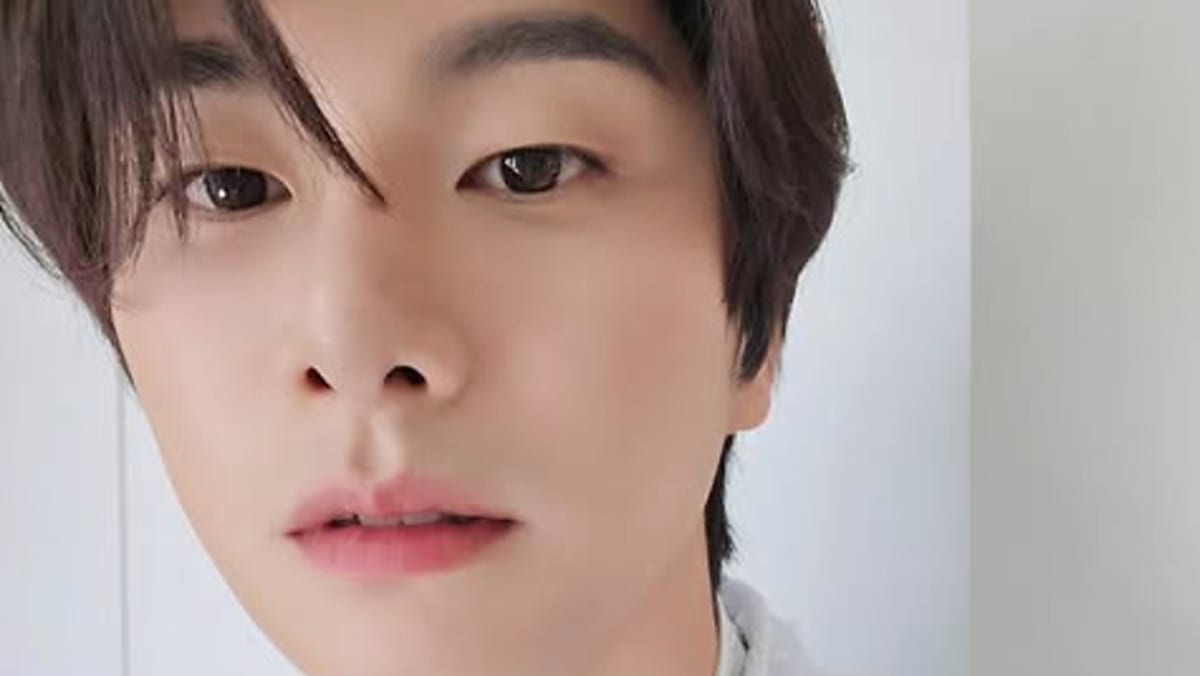 Actor Lee Yi-kyung accuser says posts on lewd text exchange created by AI as a joke