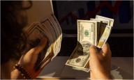 Precio del dólar del 2 de octubre pasa de largo otra decena