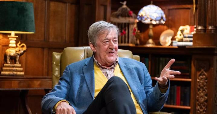 Traitors' Stephen Fry's life on the line after 'coke and beer binge' with pal