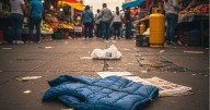 Se disfrazó de autoridad para matar: sicario de Tepito usó chaleco ‘oficial’ para asesinar a tres en pleno tianguis