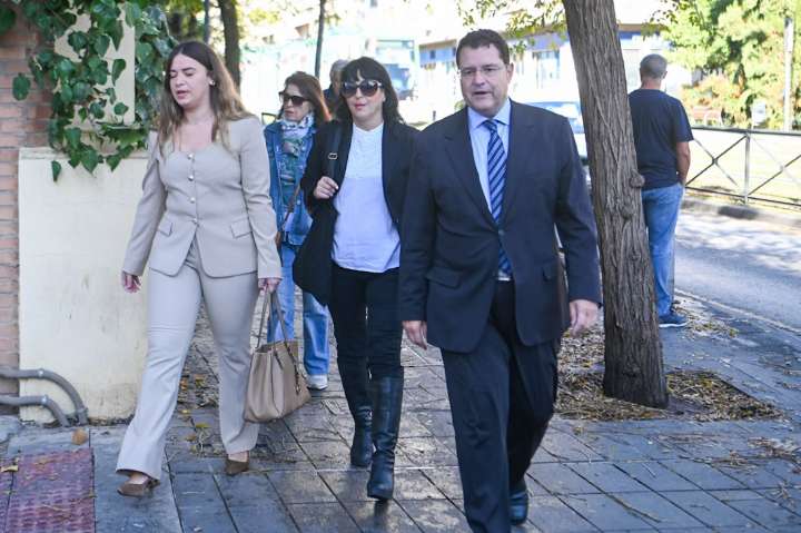 Juana Rivas llega "tranquila" al juzgado para declarar por por sustracción de menores