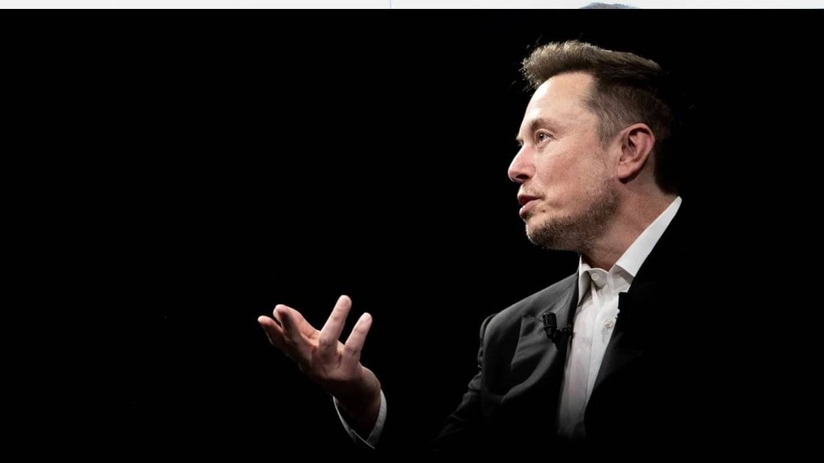 Elon Musk Turns Tesla Earnings Call Into Push for $1 Trillion Pay Deal Republic Business