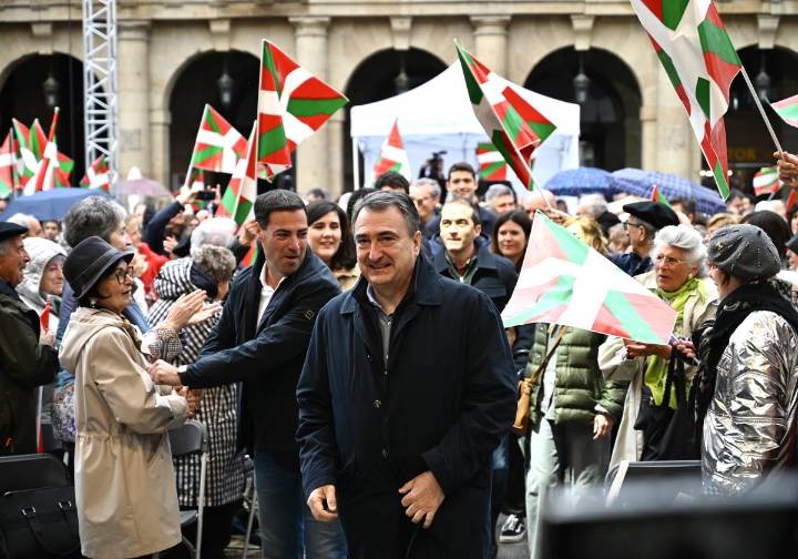El PNV recorta los plazos para la elección de cargos: 30 días como máximo