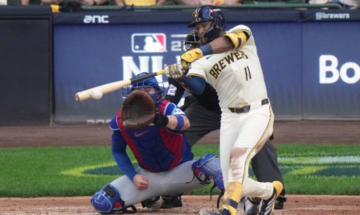 Milwaukee toma ventaja tempranera y vencen 9-3 a Chicago en el juego uno de la Serie Divisional