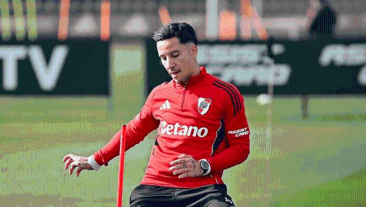 «La peor compra»: el descargo de los hinchas de River ante una nueva lesión de Sebastián Driussi
