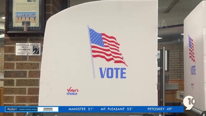 Cadillac mayoral race heats up with focus on housing and clean water