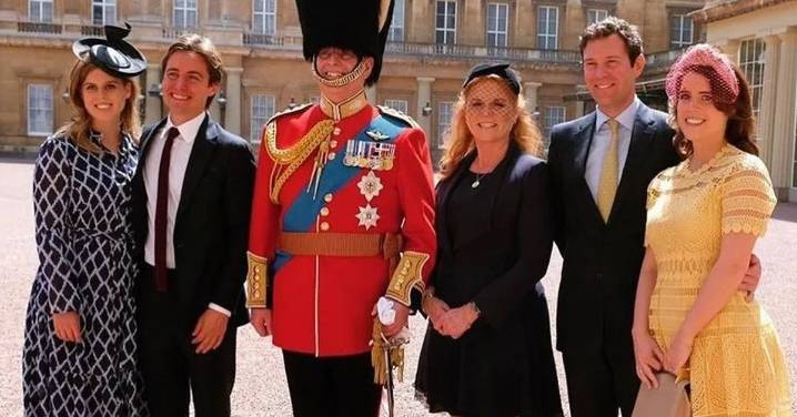 Princesses Beatrice and Eugenie 'distancing themselves' from their parents, royal author says