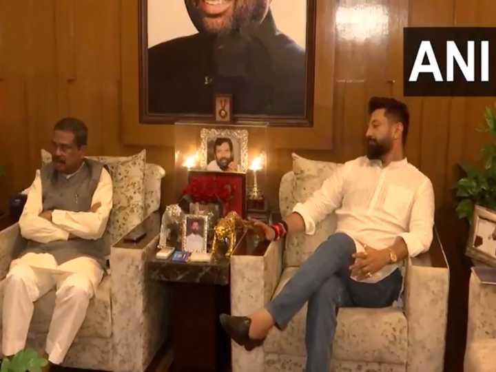Dharmendra Pradhan, Chirag Paswan meet to discuss seat sharing