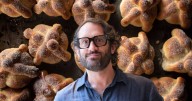 Pan de Muerto de Richard Hart, chef que ‘apareció’ en ‘The Bear’: ¿Cómo es y dónde comprarlo?
