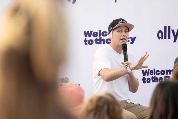 USWNT legends Julie Foudy, Abby Wambach create community for women’s sports at Long Beach bar
