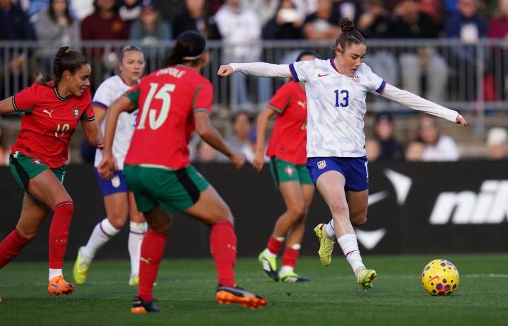 Deadspin | Olivia Moultrie nets brace as USWNT tops Portugal