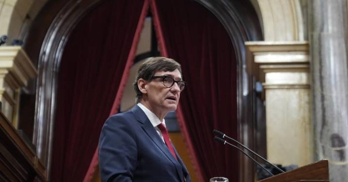 Illa sigue haciendo castillos en el aire: no tiene Presupuestos, pero promete construir 214.000 pisos más