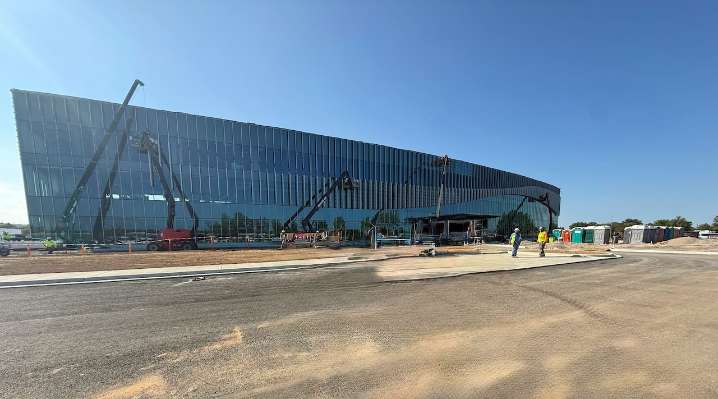 Coca-Cola United adds iconic swoosh to new Birmingham headquarters