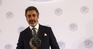 Juan del Val, ganador del Premio Planeta: «No deberíamos aplaudir a políticos como Sánchez que el que opina diferente a él es el enemigo»