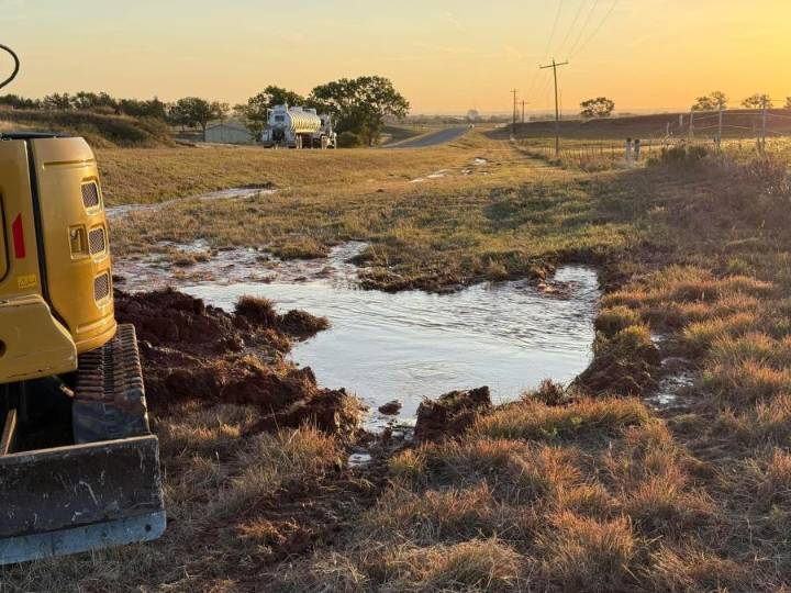 City of Fairview left without water for hours after a massive water main break
