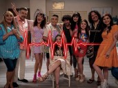 Actor de "Una familia de diez" preocupa a sus fans tras ser hospitalizado por brutal caída