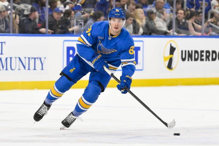 Deadspin | Blues search for consistency vs. surging Mammoth
