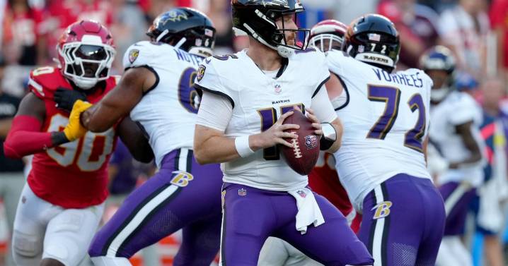Houston has lost 6 straight to Baltimore, but Lamar Jackson may not be available this week