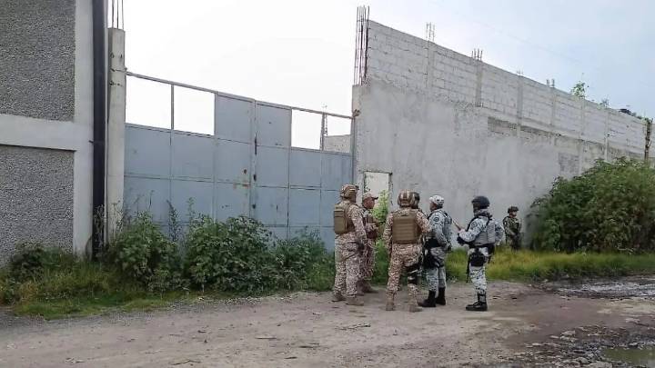 Guardia Nacional asegura predio con tomas clandestinas de combustible en Acolman