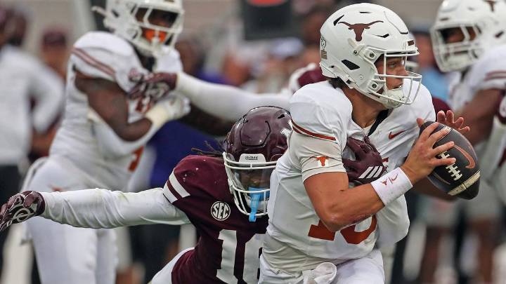 Watch Arch Manning call his own number on rushing TD vs. Mississippi State
