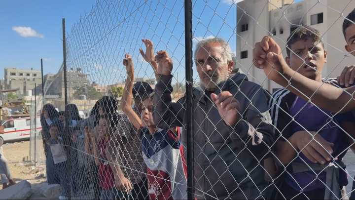 Israel returns bodies still in shackles