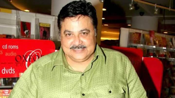 KJo, Johny Lever, Farah Khan and celebs mourn Satish Shah's death