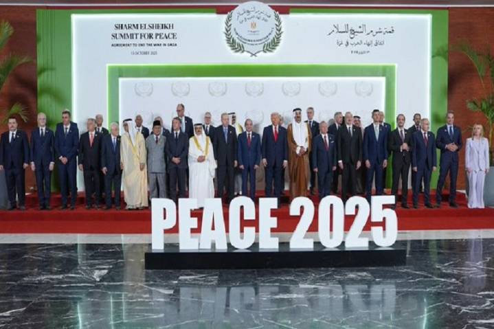 Egipto: Líderes de varios países firman el acuerdo de alto el fuego en la Franja de Gaza