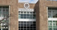 Grave rezago en la FGE