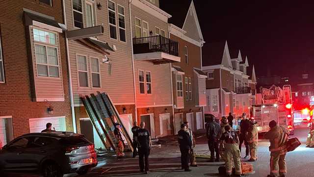 10 hospitalized after balcony collapses at apartment near UC's campus