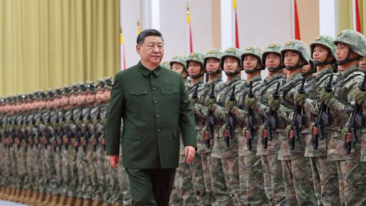 China entra de cabeza en su decimoquinto plan quinquenal que reorganizará su poder militar
